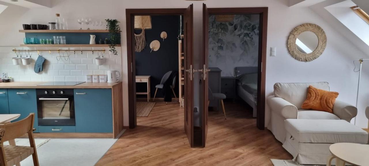 Apartament W Centrum - Nasze Poddasze Ustrzyki Dolne Exterior photo