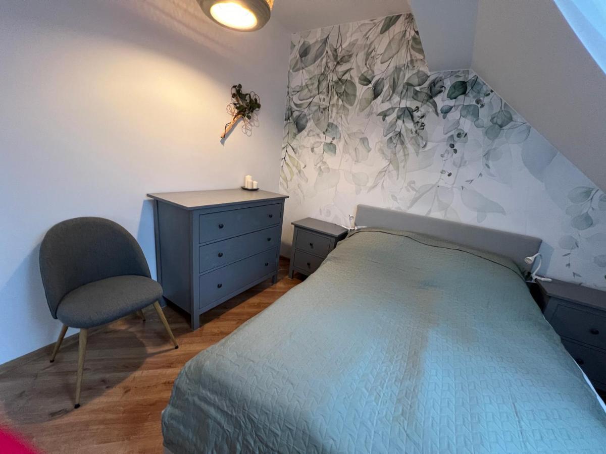 Apartament W Centrum - Nasze Poddasze Ustrzyki Dolne Exterior photo